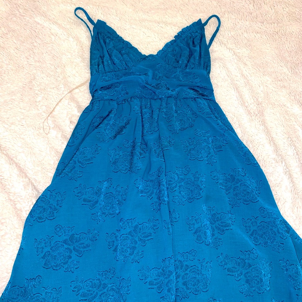 Spring dress - Picture 3 of 6